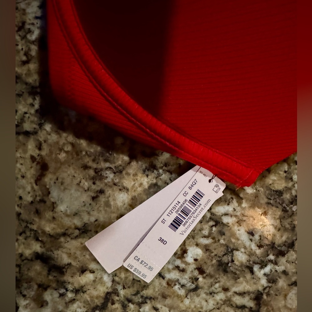Victoria’s Secret 38DD Bombshell Miraculous Plunge Bikini - Picture 5 of 9